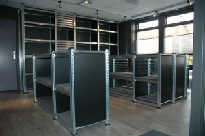 Metalsistem legbordstelling accessoires kopwand